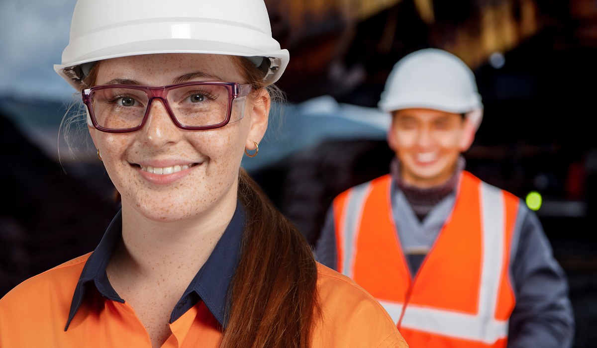 Worker wearing Ugly Fish Jackal Plastic Pinot Prescription Safety Glasses